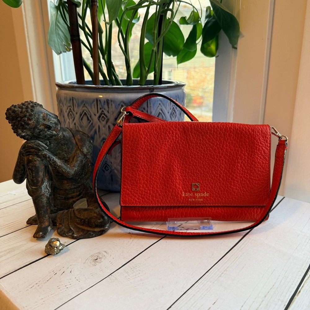 Kate Spade | Red Pebbled Leather Crossbody Bag